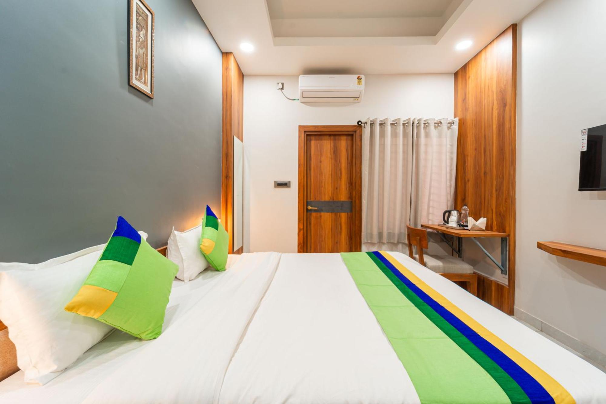 Treebo Lake City Bhopal Exterior photo