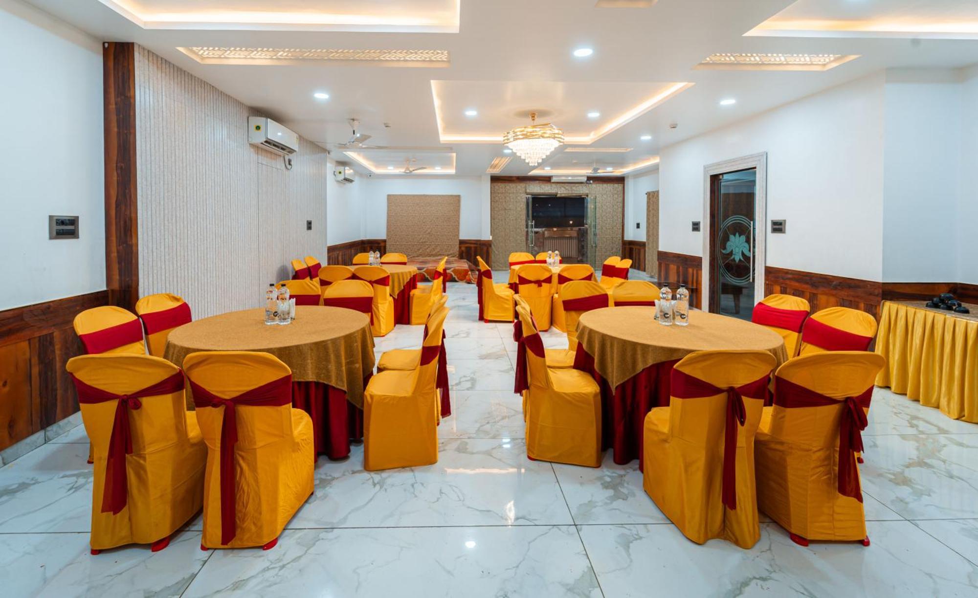 Treebo Lake City Bhopal Exterior photo